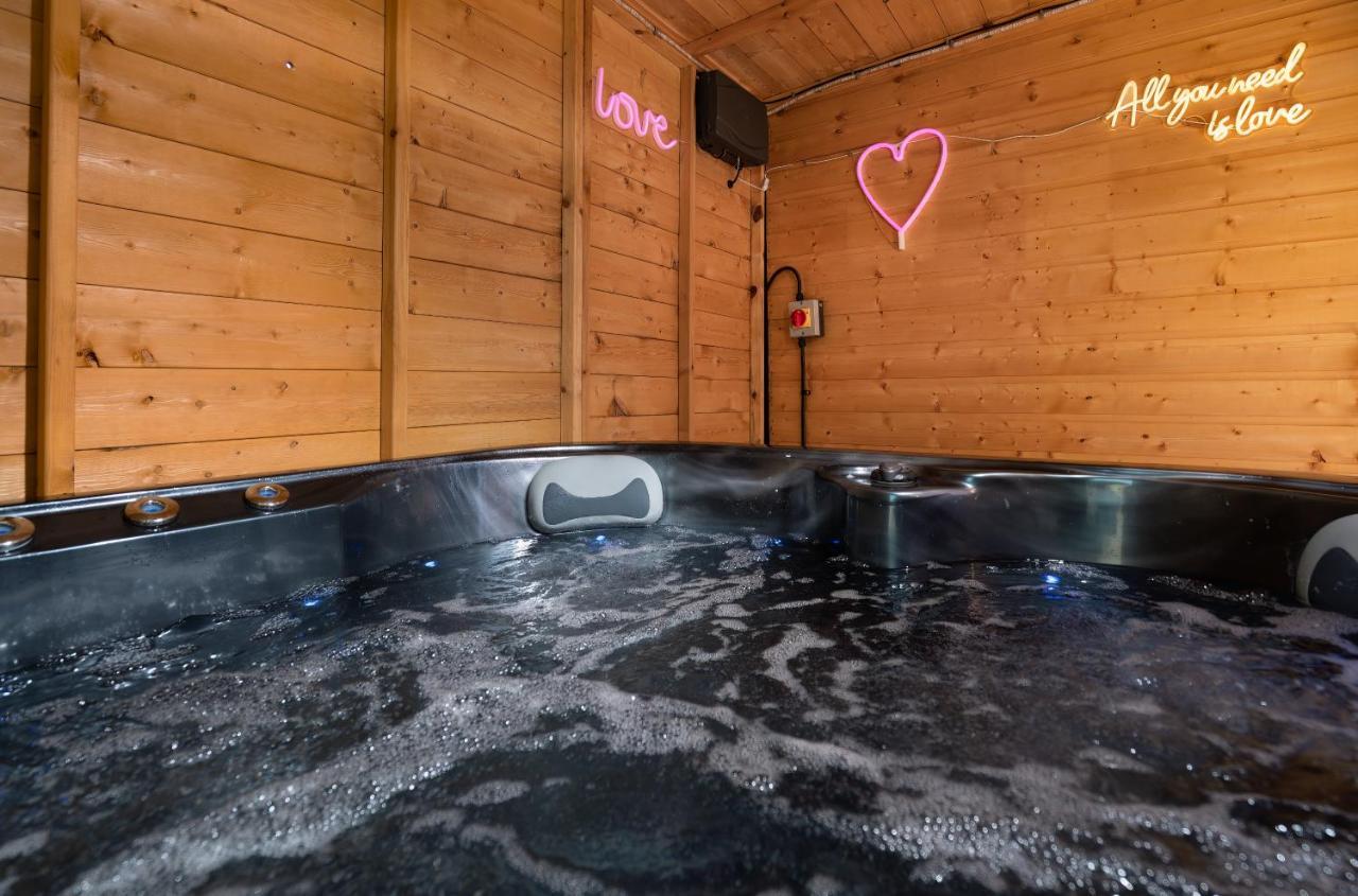 Apartamento Perfect Couple Retreat To Unwind&Relax With Hottub Peacehaven Exterior foto
